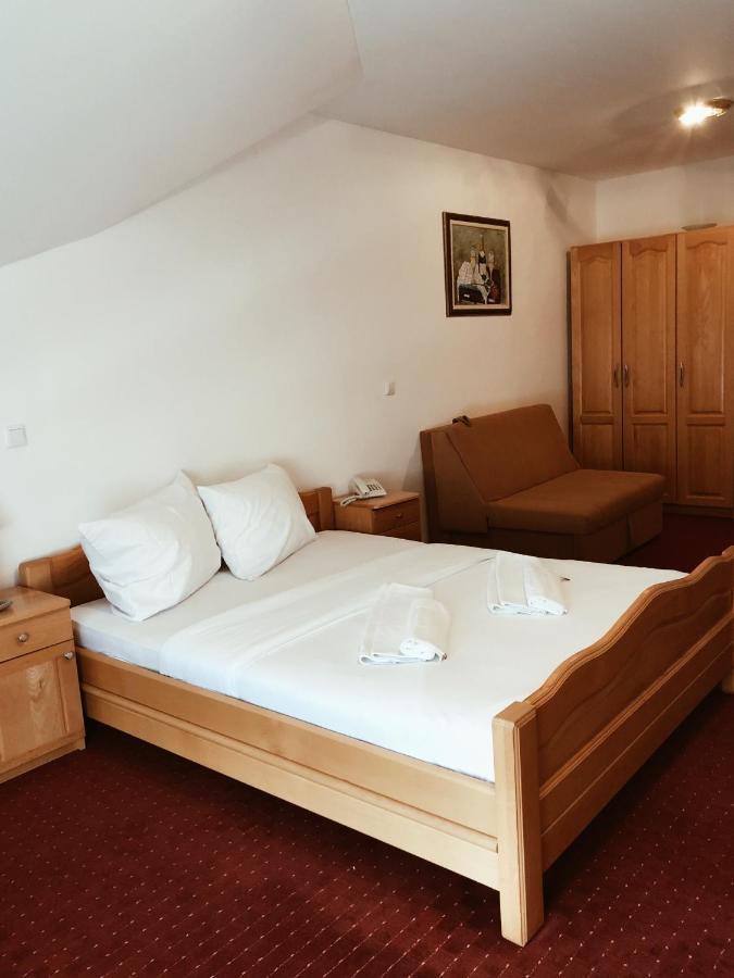 Hotel Kupres Kupres  Buitenkant foto
